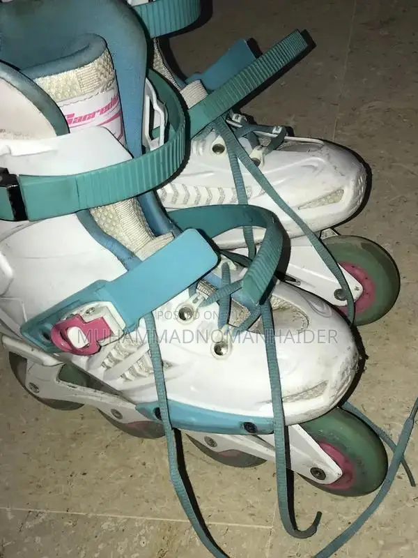 Inline Roller Skates with 72mm Pure Rubber Wheels