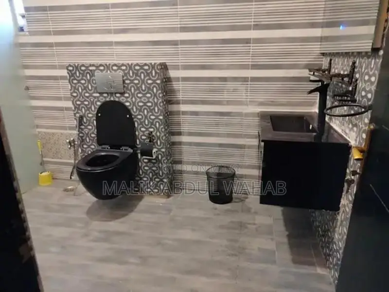 Fully Furnished 5-Bedroom House for Short-Term Rental