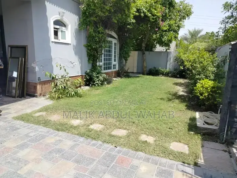 Fully Furnished 5-Bedroom House for Short-Term Rental