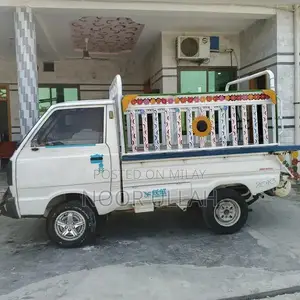 Suzuki Bolan 2013 Compact Family Car - CNG and Petrol Option