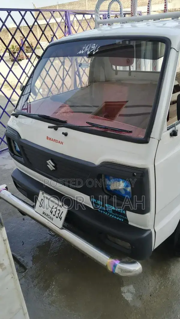 Suzuki Bolan 2013 Compact Family Car - CNG and Petrol Option