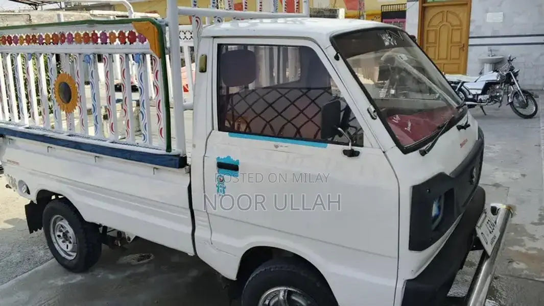 Suzuki Bolan 2013 Compact Family Car - CNG and Petrol Option