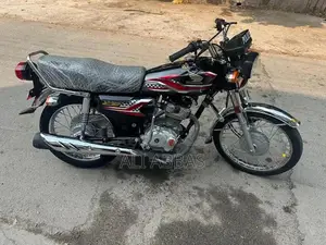 Honda 125cc Motorcycle with Lamination and LED Installation