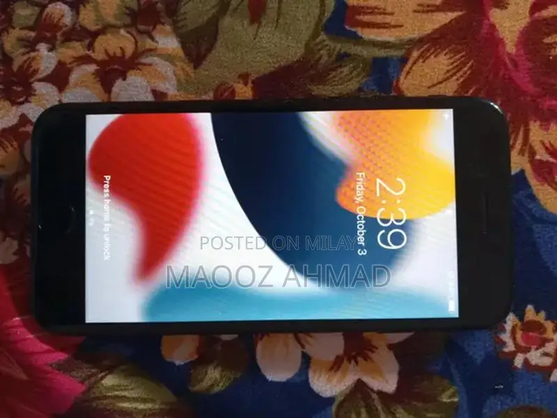 Used iPhone 7 32GB Black with Minor Wear