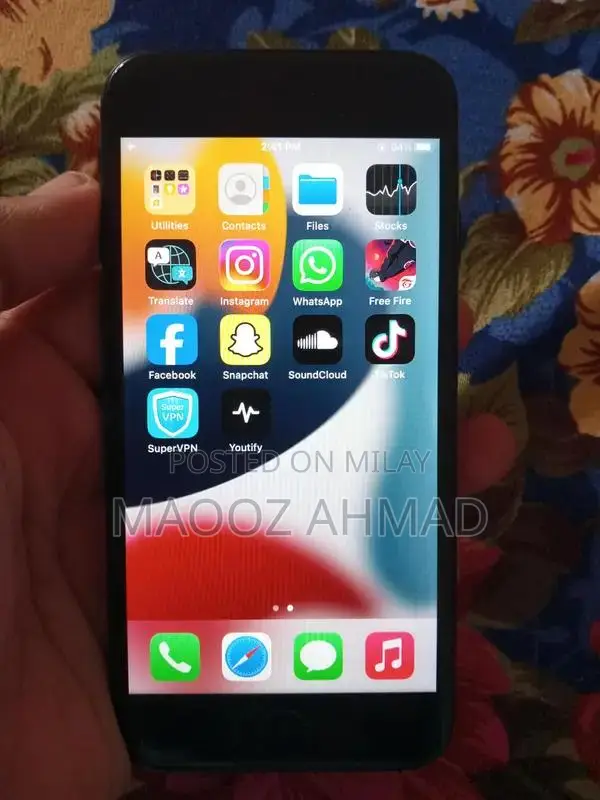 Used iPhone 7 32GB Black with Minor Wear