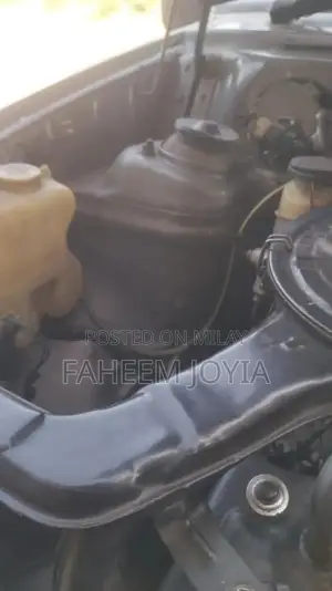 Suzuki Mehran VXR 2010 Compact Sedan