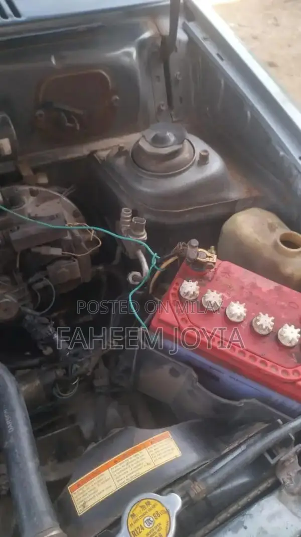 Suzuki Mehran VXR 2010 Compact Sedan