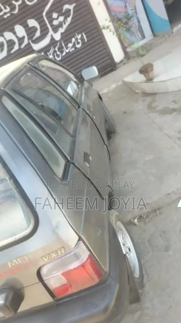 Suzuki Mehran VXR 2010 Compact Sedan