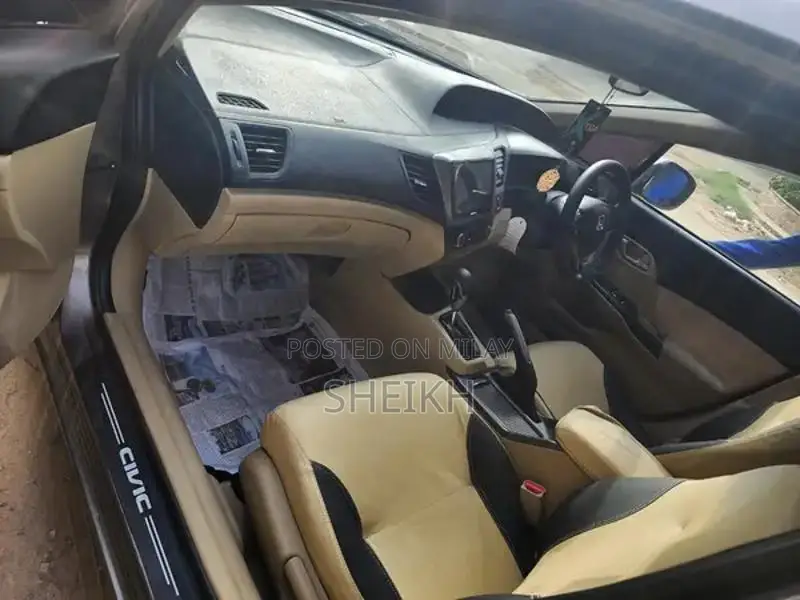 Honda Civic VTi Oriel Prosmatec Sedan 2014