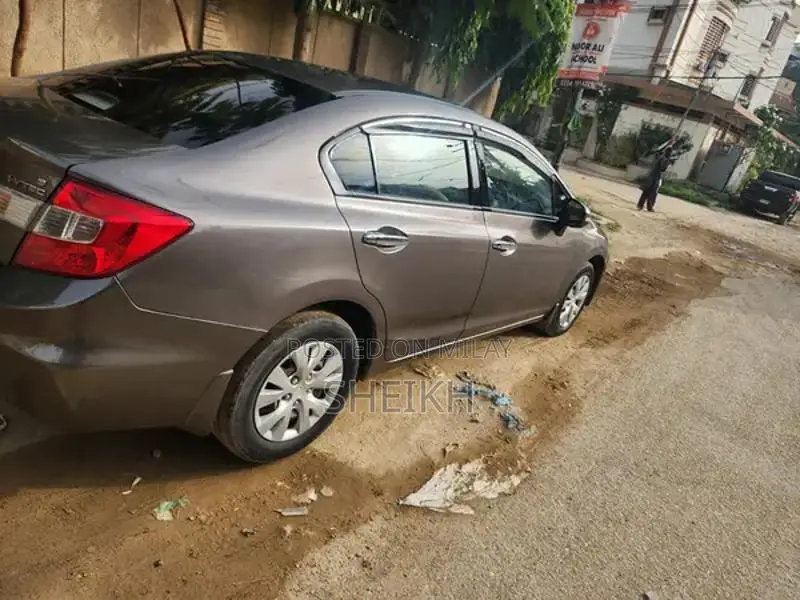 Honda Civic VTi Oriel Prosmatec Sedan 2014