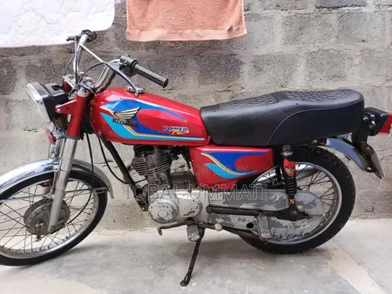 Honda CG 125 Motorcycle 1998 Model Vintage Bike