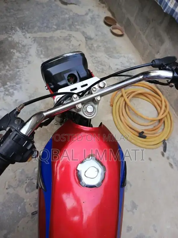 Honda CG 125 Motorcycle 1998 Model Vintage Bike