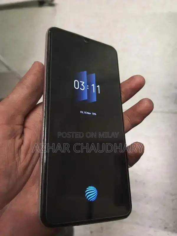 Vivo V21 Smartphone - 8GB RAM, 128GB Storage