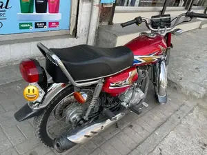 Honda CG125 Classic Motorcycle Single Cylinder Commuter Bike