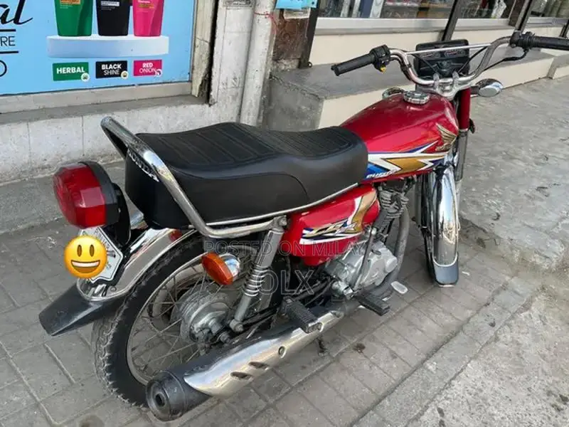 Honda CG125 Classic Motorcycle Single Cylinder Commuter Bike