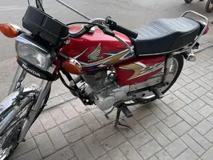 Honda CG125 Classic Motorcycle Single Cylinder Commuter Bike