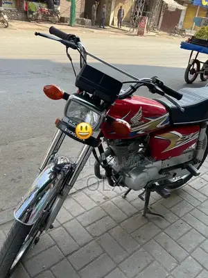 Honda CG125 Classic Motorcycle Single Cylinder Commuter Bike