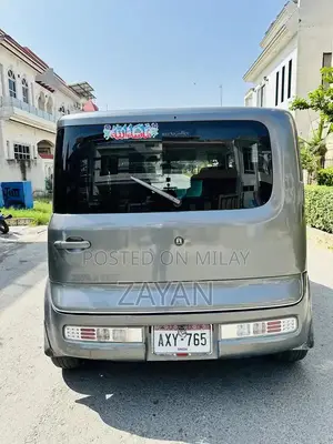 Nissan Cube Compact Hatchback - Imported Japanese Midsize Vehicle