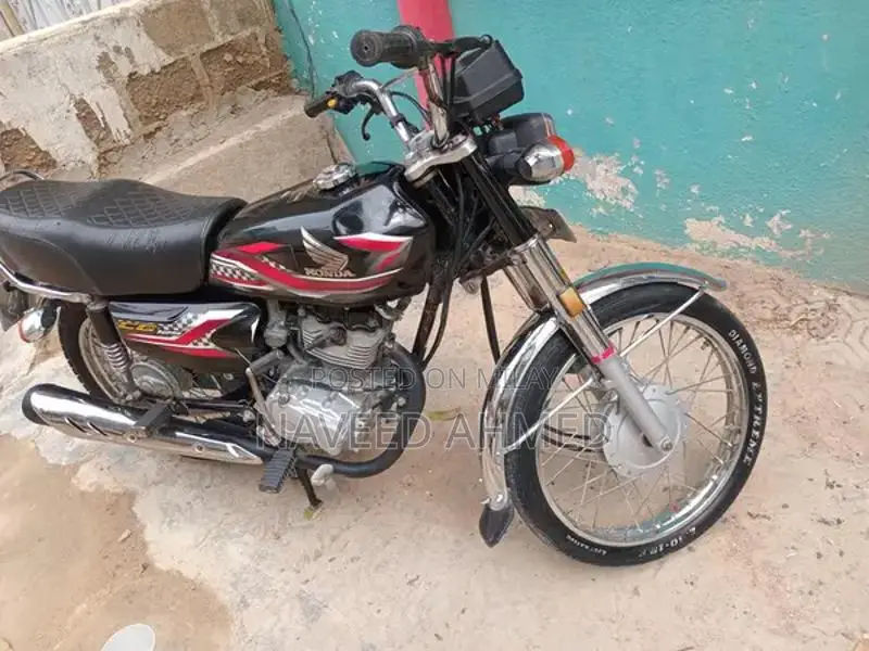 Honda 125cc Motorcycle - 2024 Model First Owner