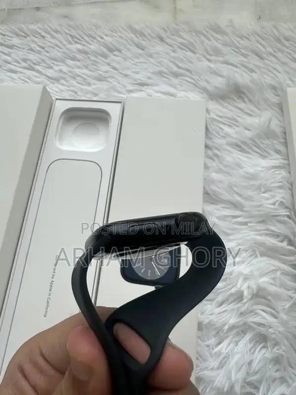 Apple Watch Series 8 45mm Midnight - Latest Smart Fitness Smartwatch