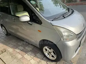 2015 Daihatsu Move Top-Line Compact Family Car