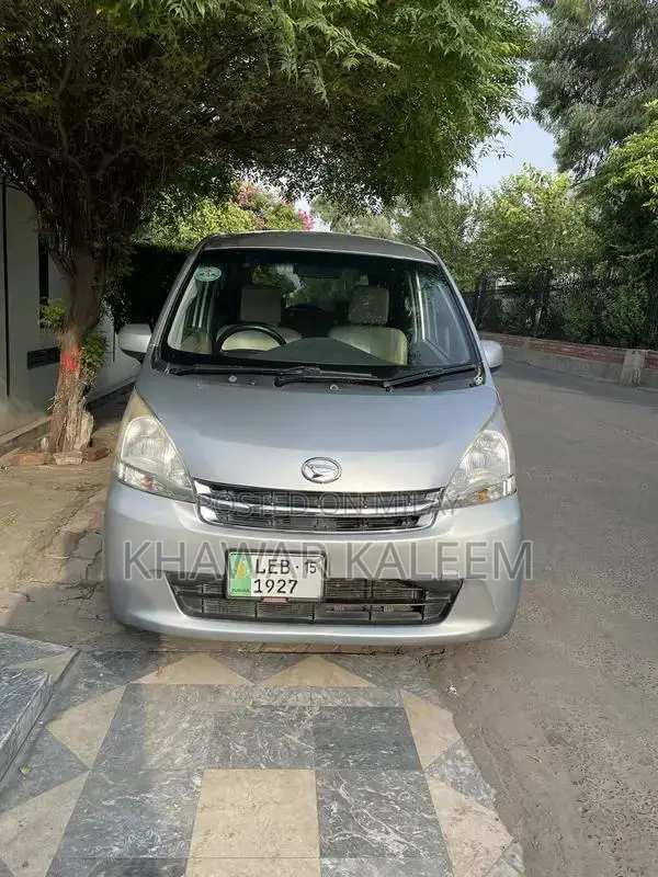 2015 Daihatsu Move Top-Line Compact Family Car