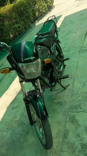 Photo - Honda Pridor 2017 Sedan - Reliable Compact Vehicle