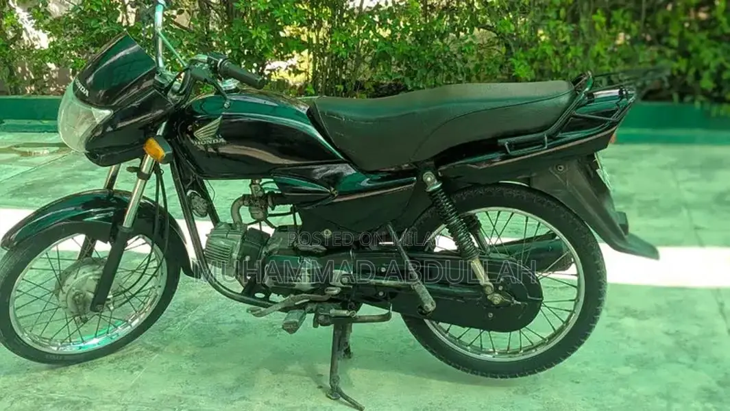 Honda Pridor 2017 Sedan - Reliable Compact Vehicle