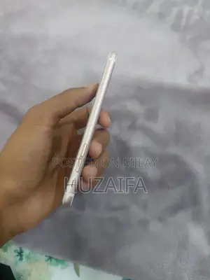 iPhone 6s 32GB Smartphone with Battery Health