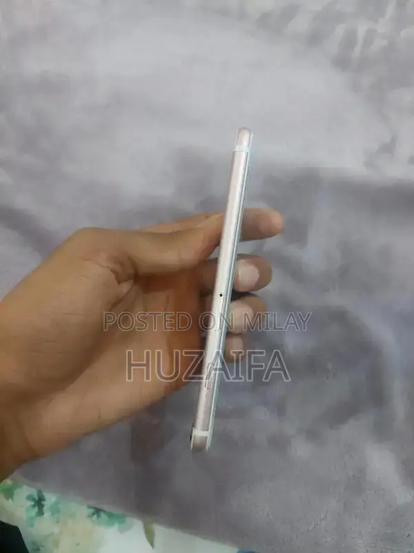 iPhone 6s 32GB Smartphone with Battery Health