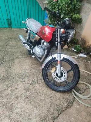 Photo - Honda CG 150 Motorcycle with CBS Breaking System and LED Lights