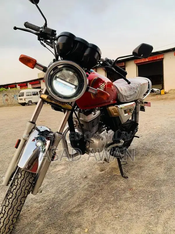 Honda CG 150 Motorcycle with CBS Breaking System and LED Lights