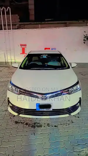 Toyota Corolla Altis 1.6 Automatic Sedan