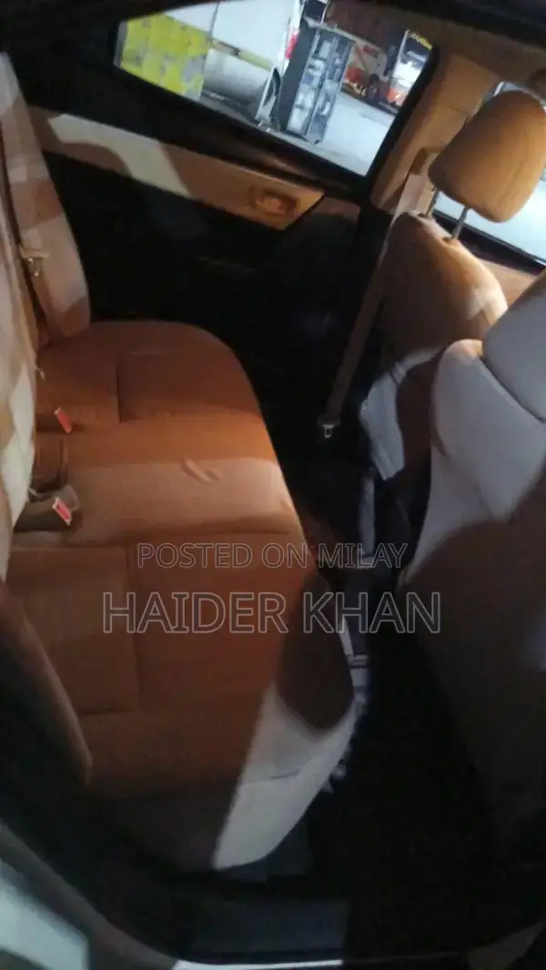 Toyota Corolla Altis 1.6 Automatic Sedan