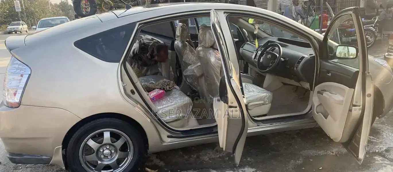 Imported 2014 Lightweight Alloy Rim Car with Original Documents