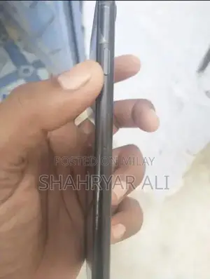 Factory Unlocked 128GB iPhone 7 with Original Panel