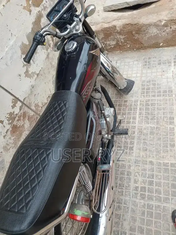 Honda 125cc Motorcycle 2024 Model - First Owner