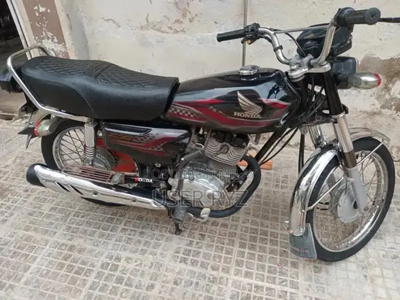 Honda 125cc Motorcycle 2024 Model - First Owner