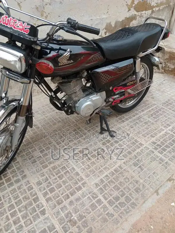 Honda 125cc Motorcycle 2024 Model - First Owner