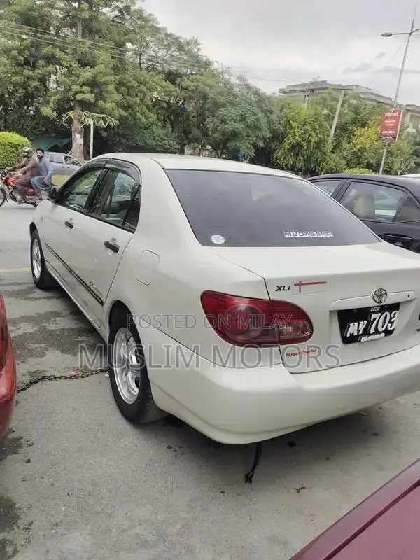 Toyota Corolla XLI Automatic Sedan