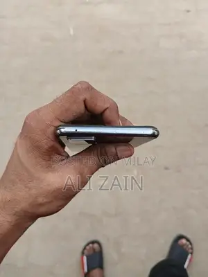 Compact Mobile Device with Basic Functionality