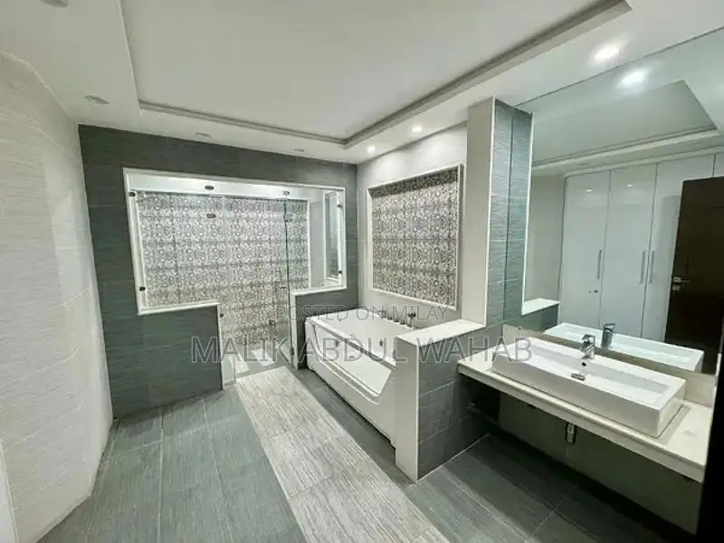 Fully Furnished One Kanal House for Short-Term Rental