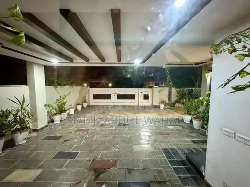 Fully Furnished One Kanal House for Short-Term Rental