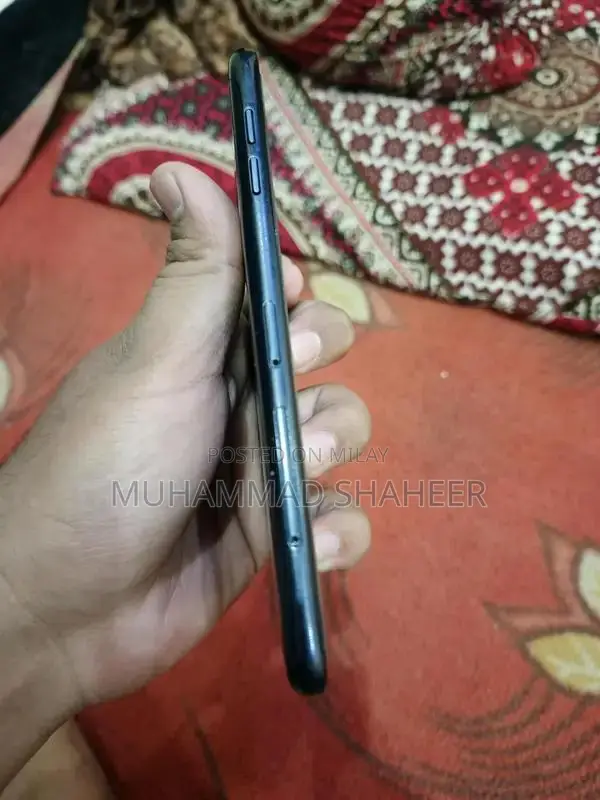 Samsung Galaxy J7 Max Smartphone Full Set with Original Box