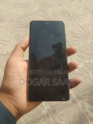 Powerful Smartphone with Large Storage and Dual SIM