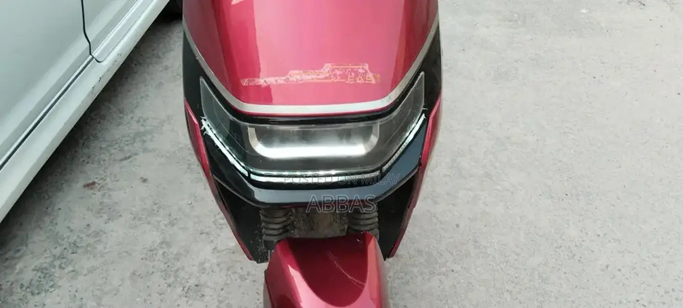 OREVO Electric Scooty B2 - Urban Commute Eco-Friendly E-Scooter