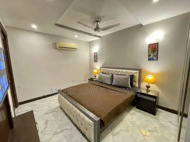 Luxury 2-Bedroom Furnished Apartment with Family-Friendly Amenities