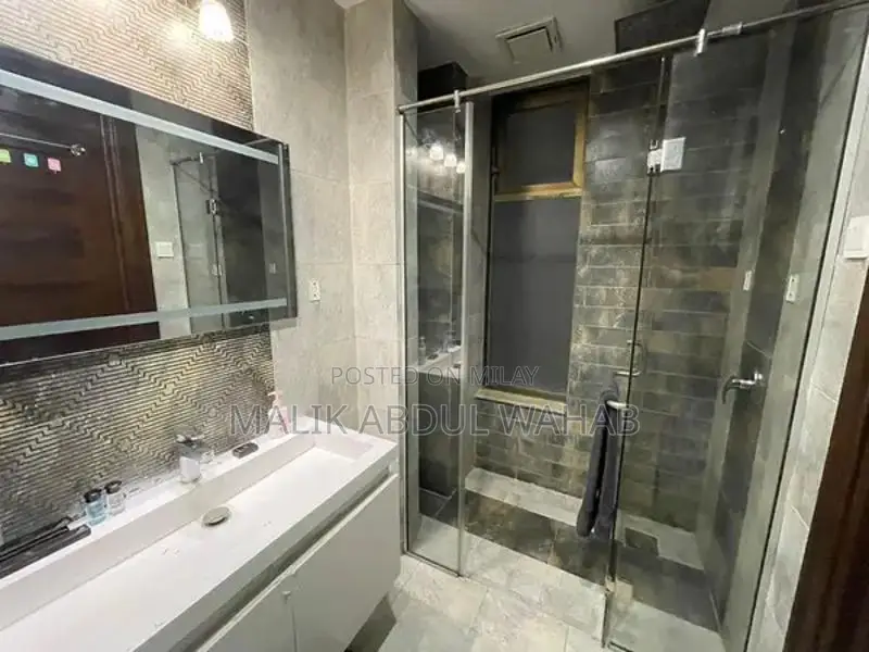 Luxury 2-Bedroom Furnished Apartment with Family-Friendly Amenities