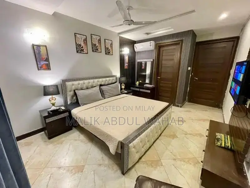 Luxury 2-Bedroom Furnished Apartment with Family-Friendly Amenities