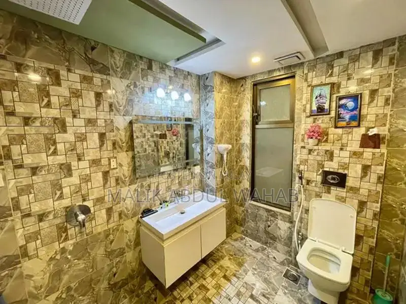 Luxury 2-Bedroom Furnished Apartment with Family-Friendly Amenities